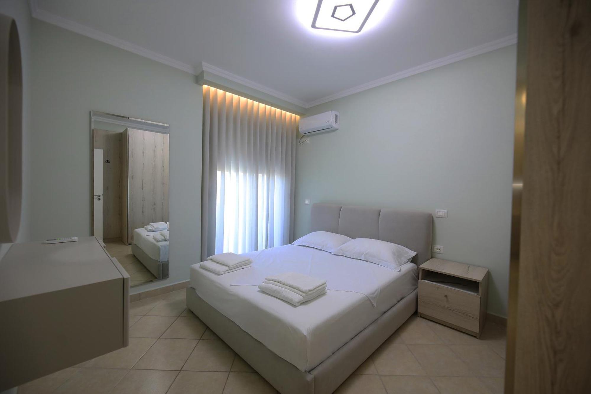 Holiday Apartment Vlore Exterior photo